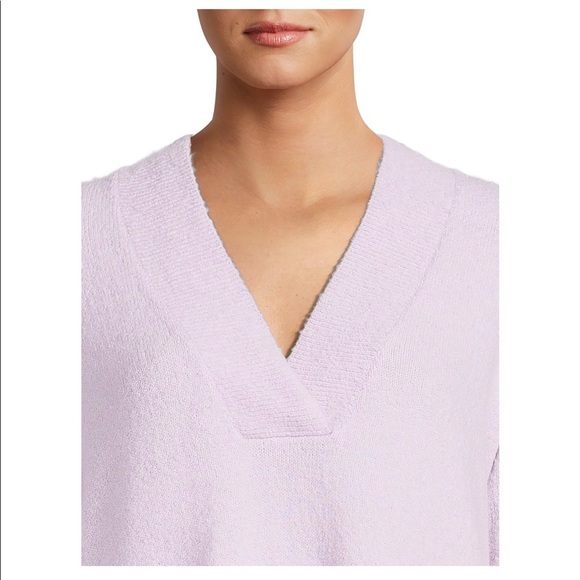 V Neck Sweater - Picture 5 of 5